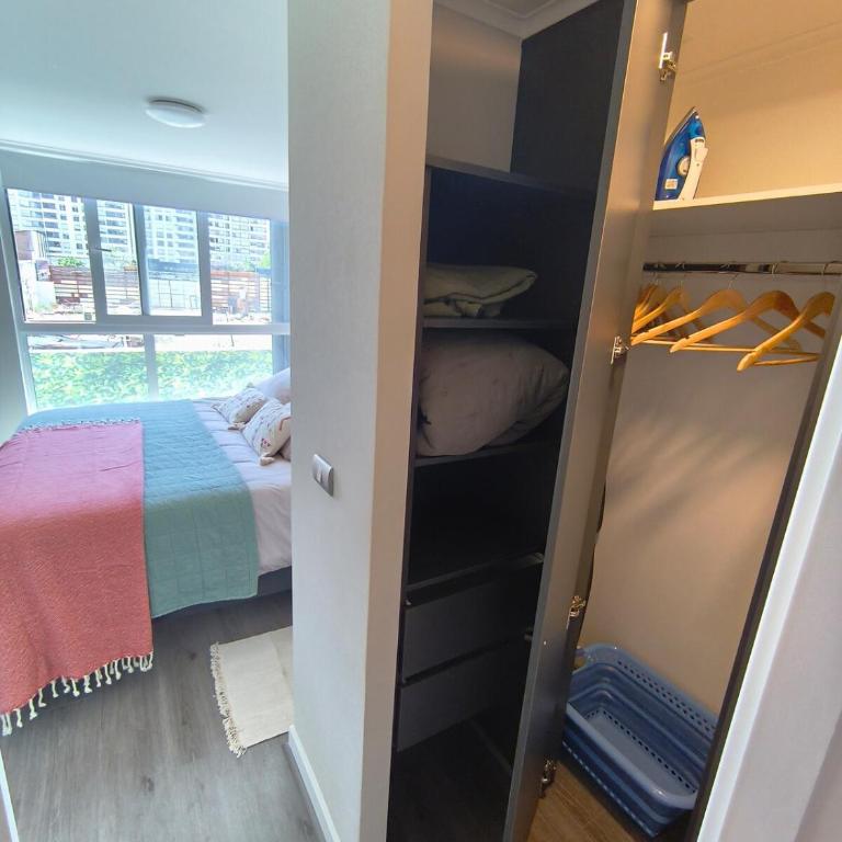 Moderno departamento en Ñuñoa con cama King, internet rápido y piscina - One-Bedroom Apartment - 18