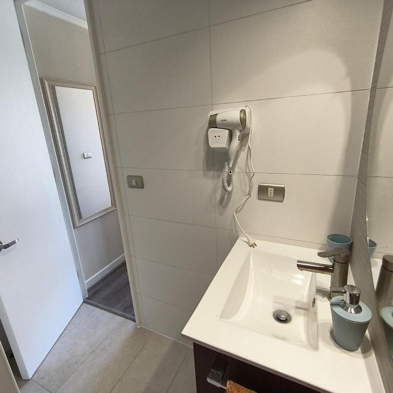 Moderno departamento en Ñuñoa con cama King, internet rápido y piscina - One-Bedroom Apartment - 21