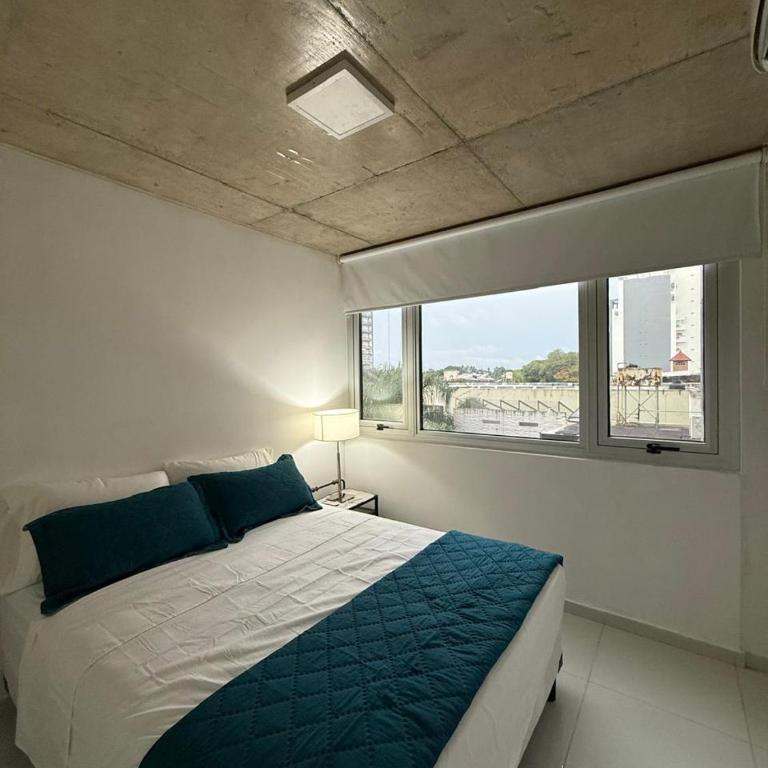 Departamento amplio con cochera, Av Sarmiento 645 - One-Bedroom Apartment - 2