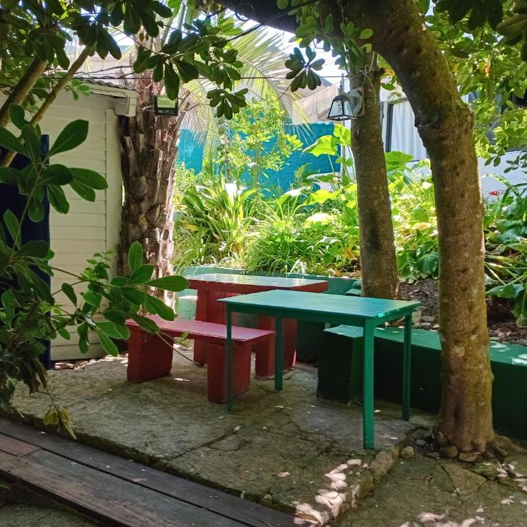 Casa con cabañita - Casa de 3 dormitorios - 4