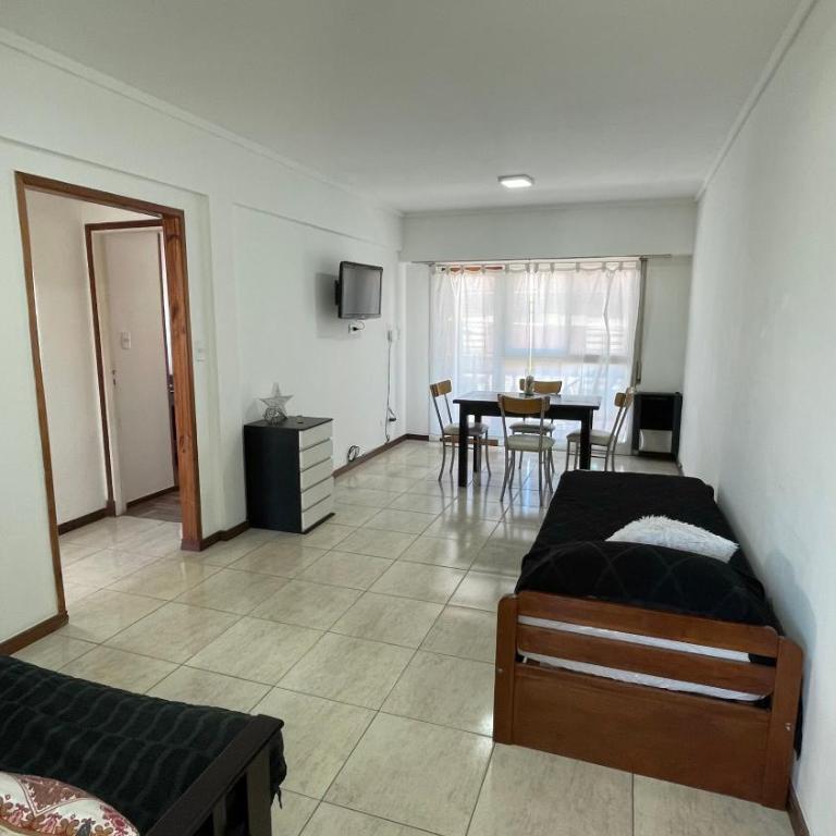 La Perla - Departamento 3 Ambientes - Three-Bedroom Apartment - 3