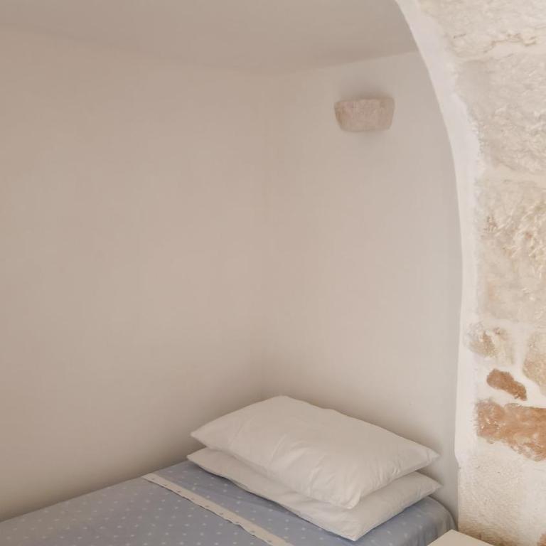 Trullo Rocca Santa - One-Bedroom House - 17