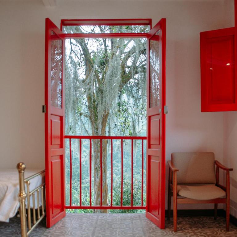 Hacienda Santa Bárbara Coffee Farm - Family Room with Private Bathroom - 3