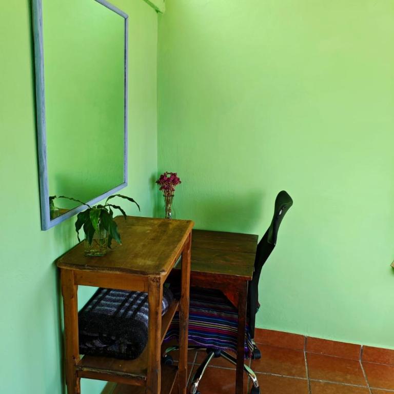 Hostal La Isla - Double Room with Mountain View - 7