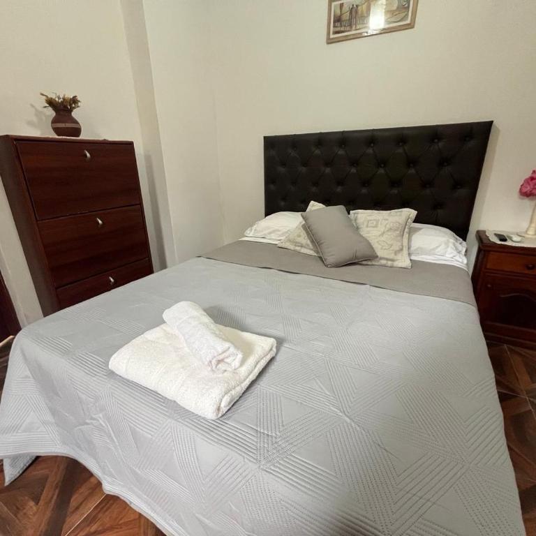 Alojamiento Del Valle - Habitación Doble con baño privado - 1