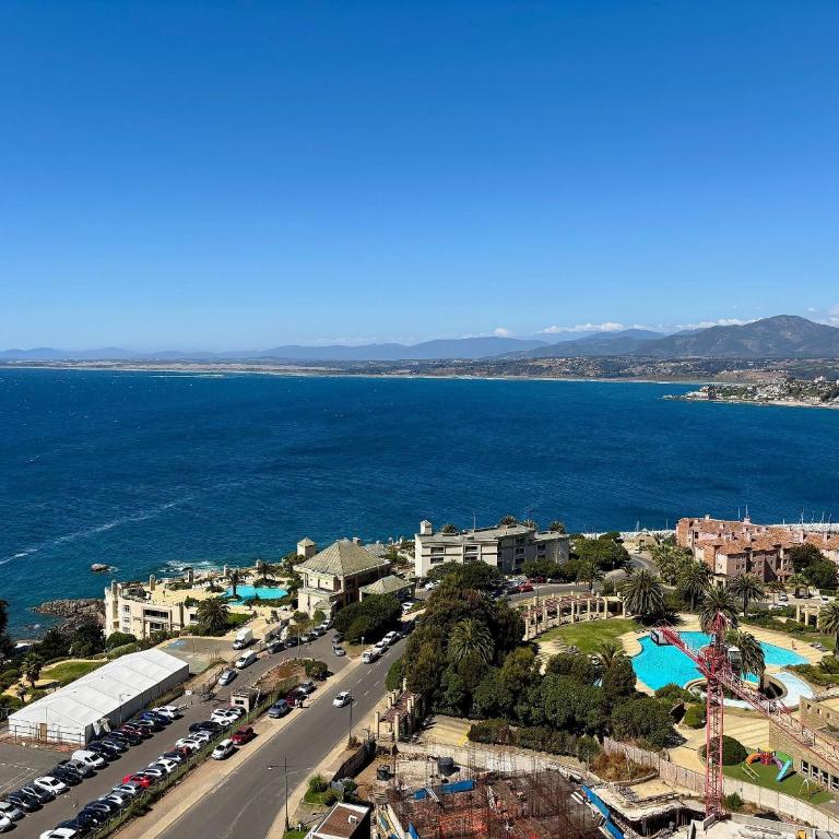 Sensational apartment with a view and heated pool - Apartment - 24