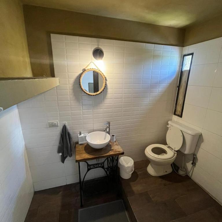 Moderno PH, céntrico y económico, muy comodo, cocina, wifi, cochera techada privada - Apartamento de 1 dormitorio - 2