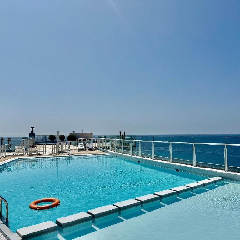 Depto Frente a la Playa con piscina temperada - Apartamento - 46