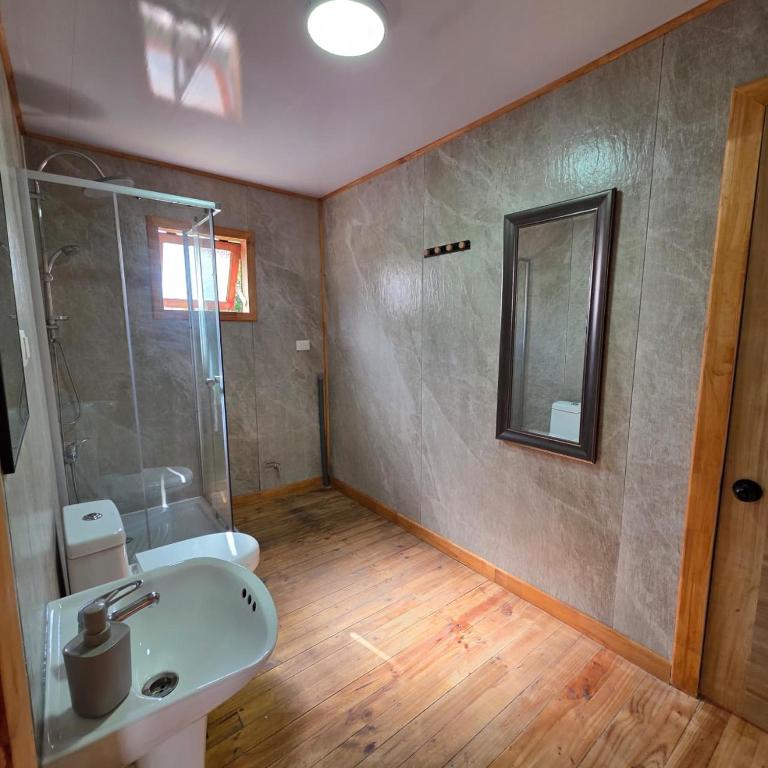 Acogedora cabaña con una vista increible - Two-Bedroom Apartment - 16