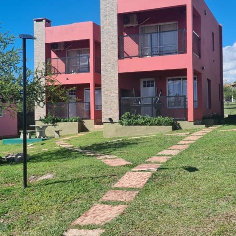Las liebres - Two-Bedroom House - 10
