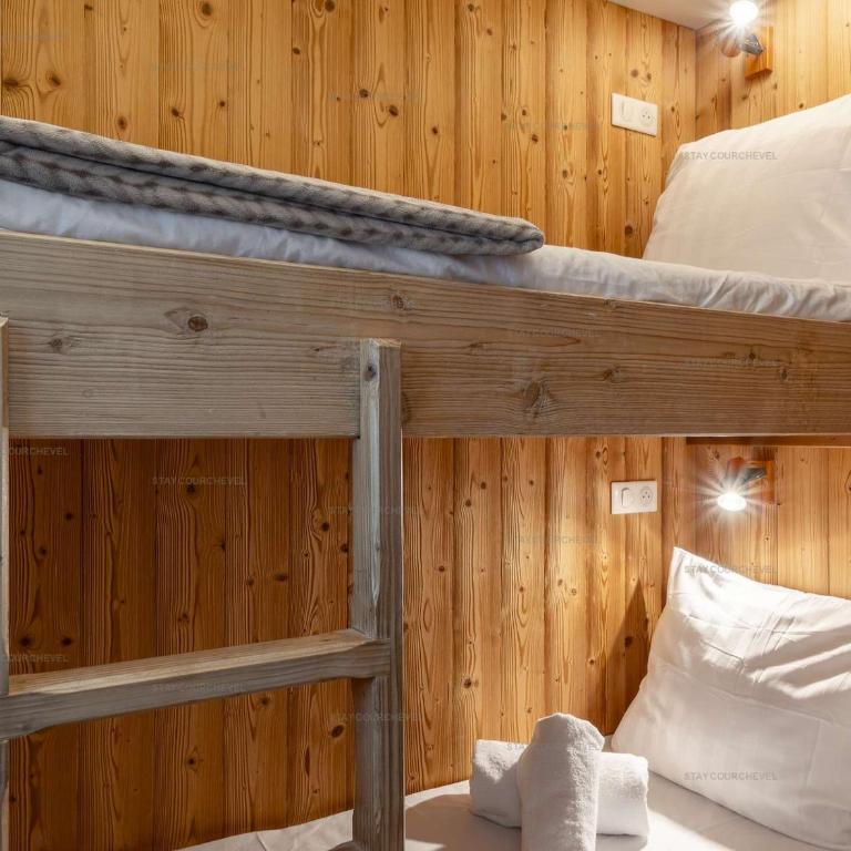 Appartement skis aux pieds pour familles avec balcon et parking - FR-1-864-4 - Apartment - 4