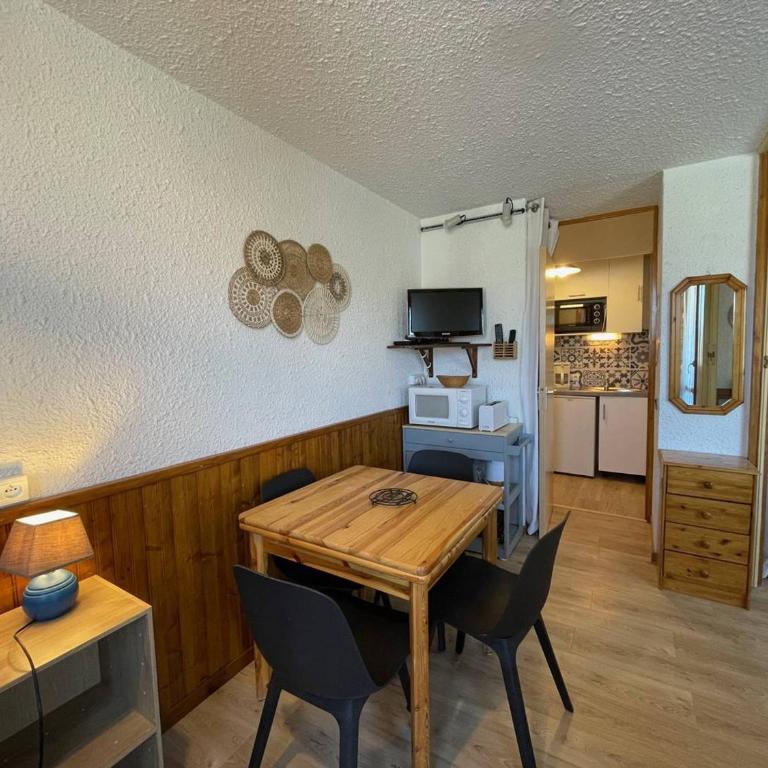 Studio 4 pers, proche pistes, animaux admis, Wifi - FR-1-356-556 - Studio - 2