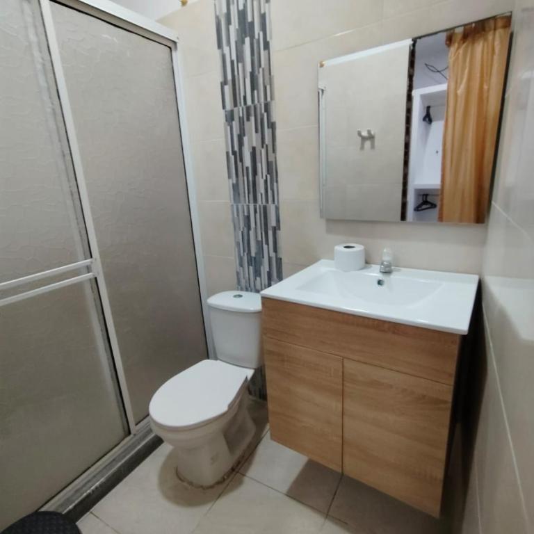 Hotel Kelly Mar - Three-Bedroom Apartment - 14