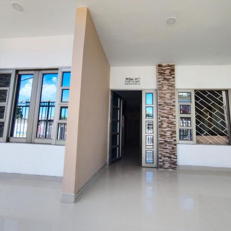 Hotel Kelly Mar - Three-Bedroom Apartment - 7