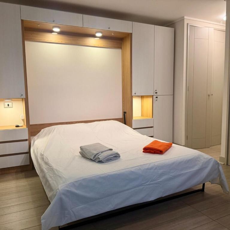 A pasos de Irarrázaval, AC, vista Andes, piscina rooftop - One-Bedroom Apartment - 10