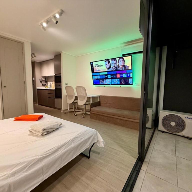 A pasos de Irarrázaval, AC, vista Andes, piscina rooftop - One-Bedroom Apartment - 50