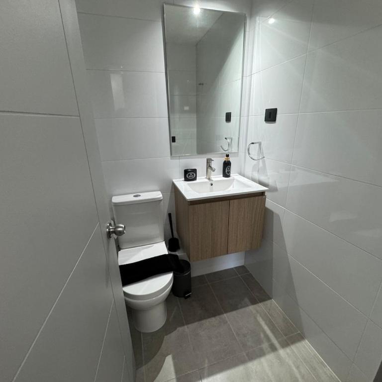 Inmejorable ubicación Metro Santa Ana, departamento nuevo - One-Bedroom Apartment - 10