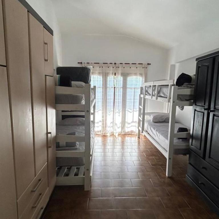 Casa con Pileta y Departamento independiente para 12 a 14 Personas - Villa - 21