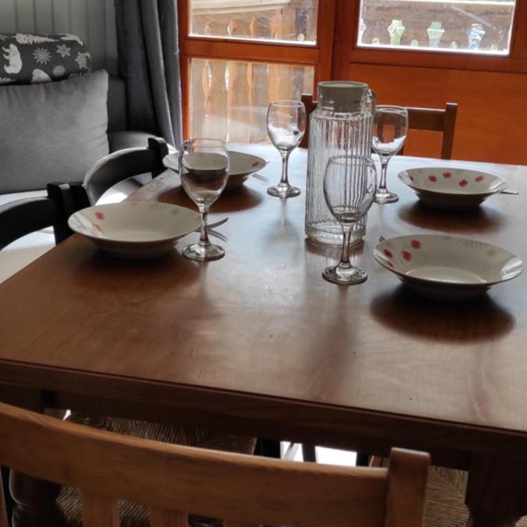 Valfréjus face à la télécabine, wifi, 2 petites chambres - Appartement 2 Chambres avec Vue sur la Montagne - 11