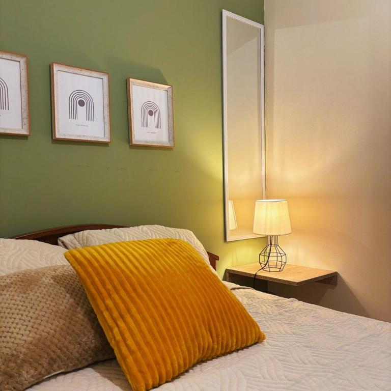 Céntrico y exclusivo Depto en 1re piso en Chiclayo - Three-Bedroom Apartment - 34