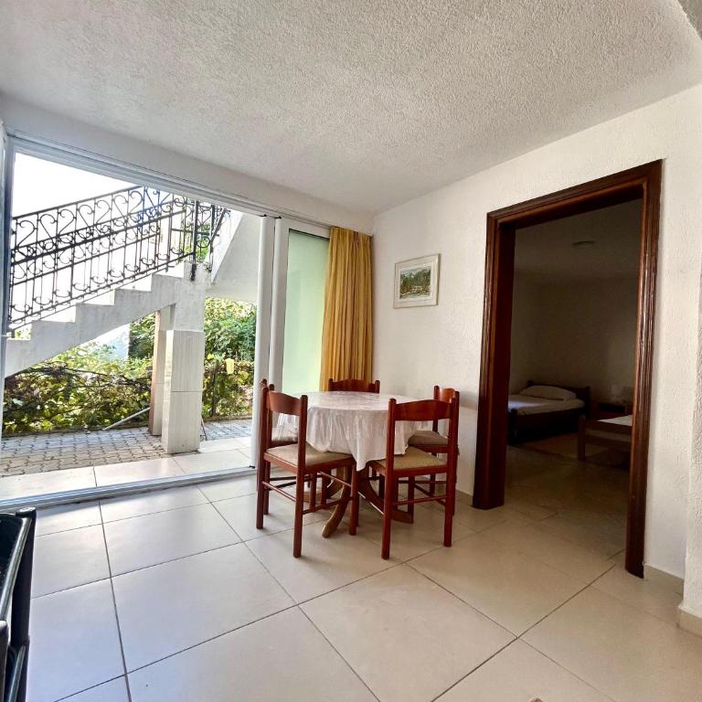Apartmane Đekovic - One-Bedroom Apartment - 19