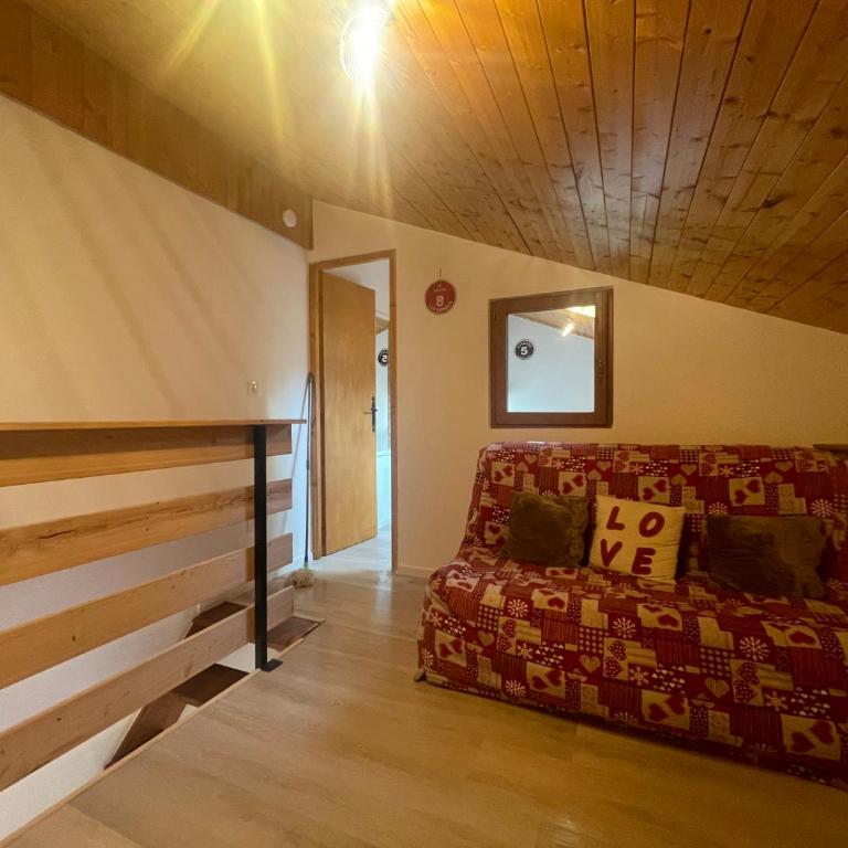 F3 Duplex 2 chambres 35m2 Multipass inclus Garage privé - Apartamento de 2 dormitorios con balcón - 2