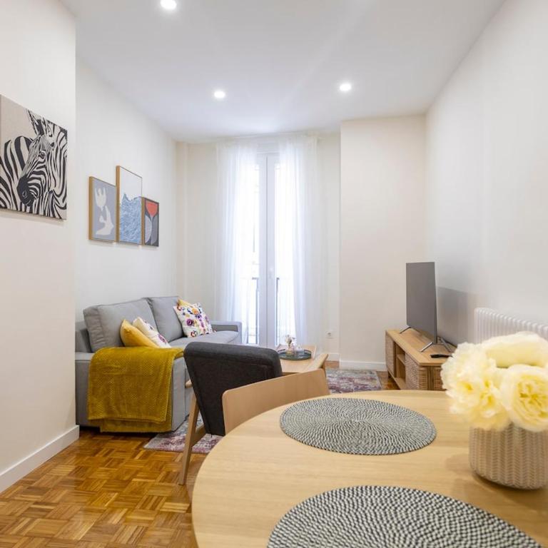 New apartment in Cascorro square Madrid center - Apartamento de 2 dormitorios - 6