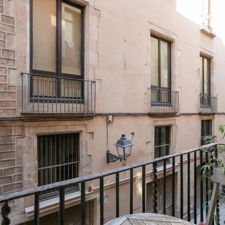 Canela Homes BARCELONA MERCÈ - Apartamento de 3 dormitorios - 42