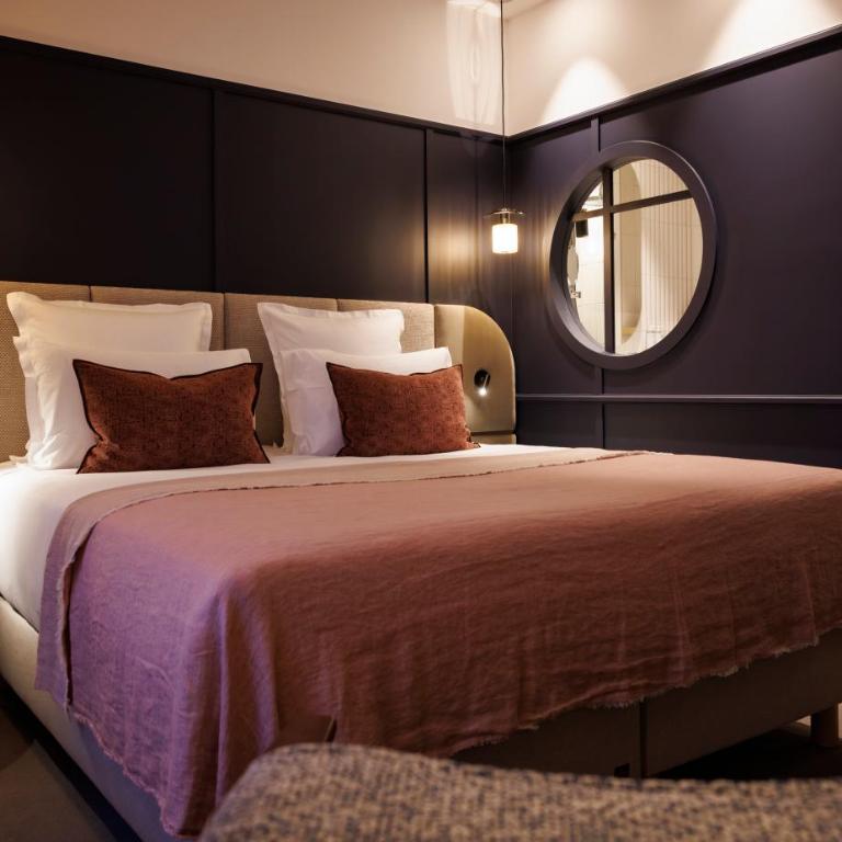 Grand Hotel de Courtoisville - Chambre Double Supérieure - 1