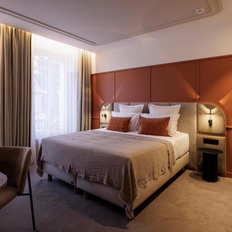 Grand Hotel de Courtoisville - Chambre Familiale - 2