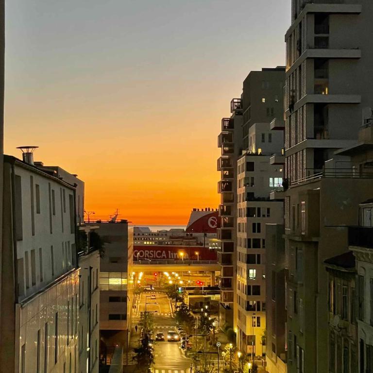 Appartement T3 Traversant 53m2 Marseille vue mer - Room #1184327501 - 6