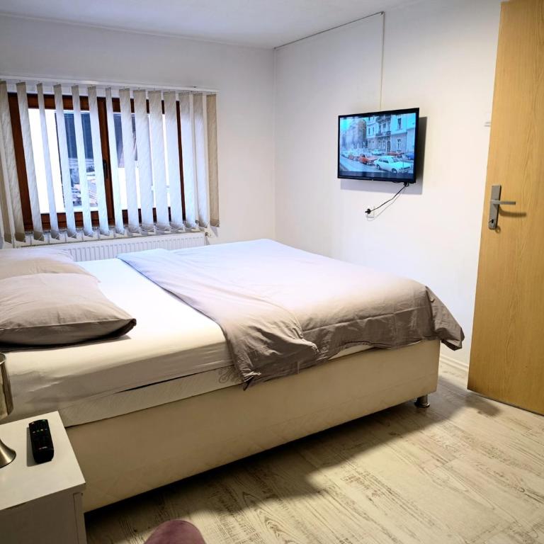 Abbazia Apartments Free Parking Near Center and Vrbas River - Apartman - 2