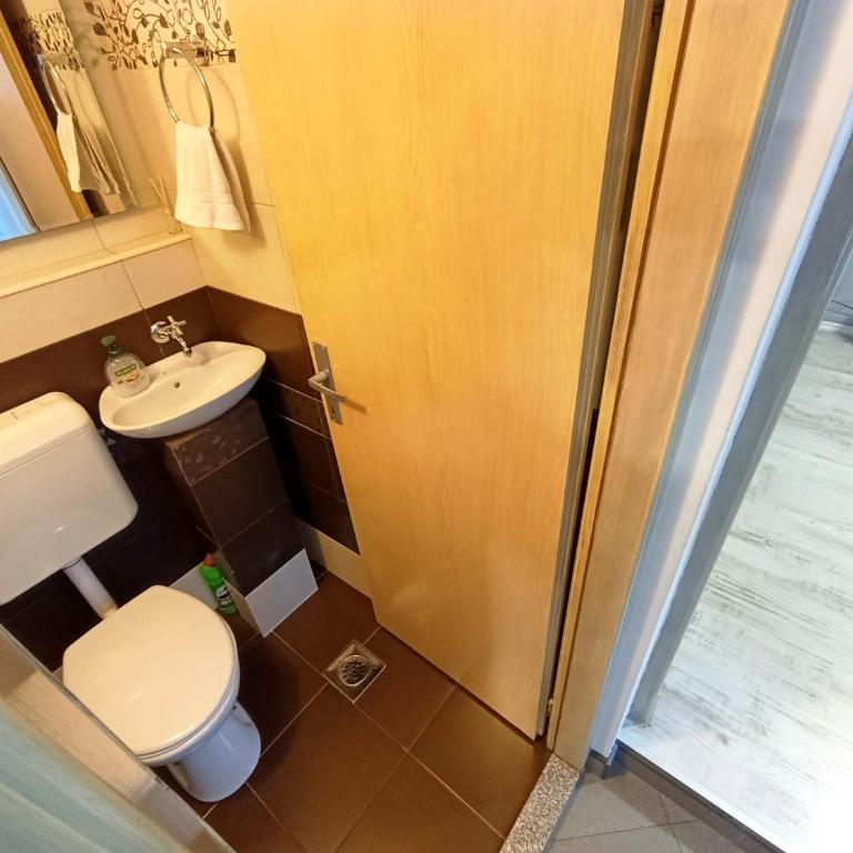 Abbazia Apartments Free Parking Near Center and Vrbas River - Apartman - 4