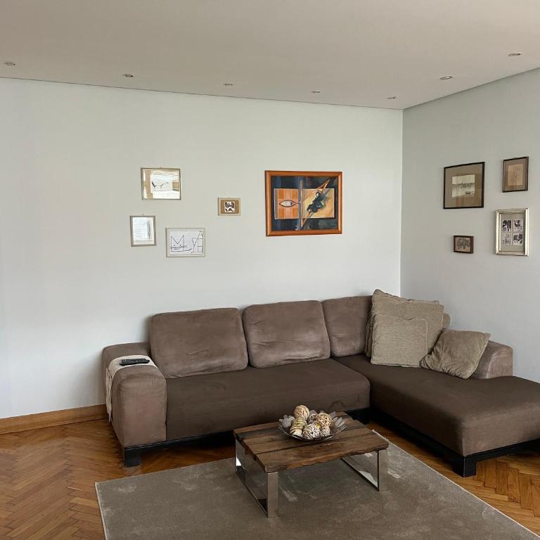 Belgrade Urban Stay - One-Bedroom Apartment - 13
