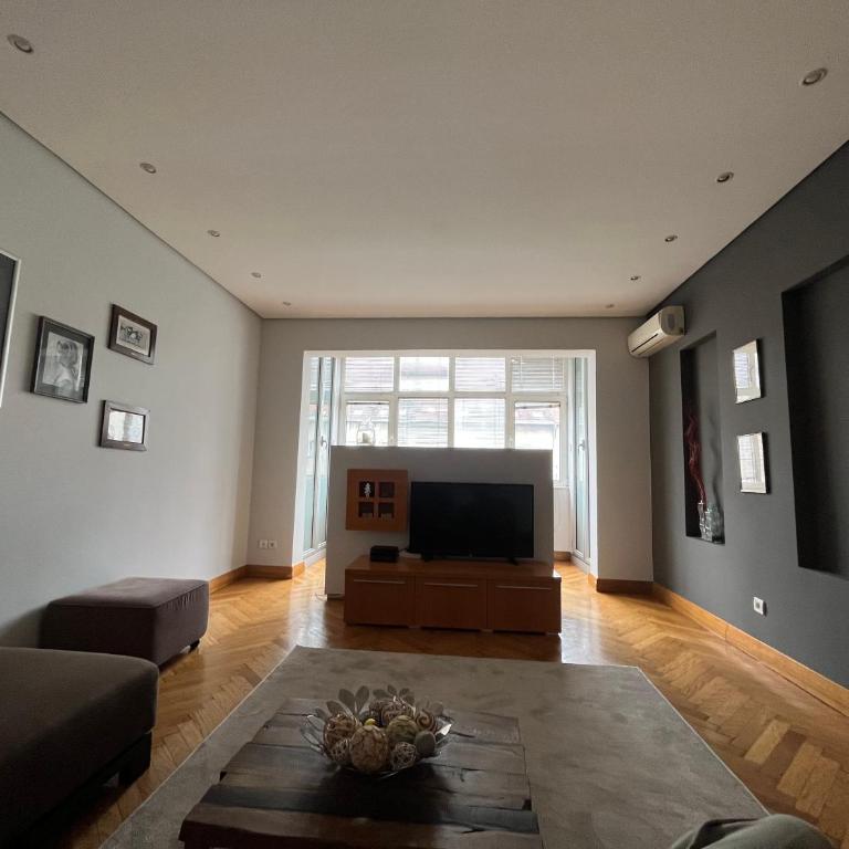 Belgrade Urban Stay - One-Bedroom Apartment - 15
