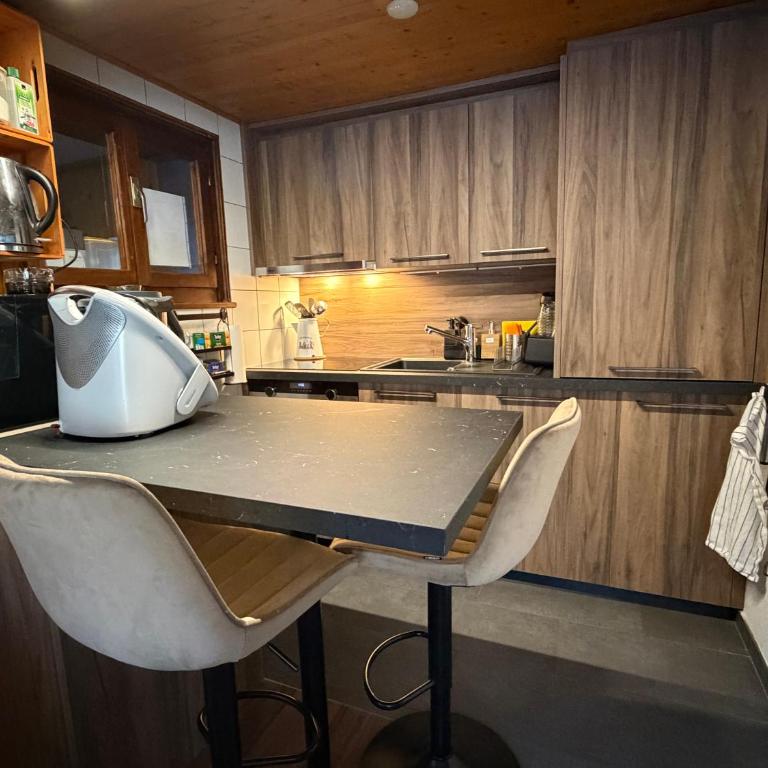 Chalet Opalpin Lodge & Spa, vue montagne et jacuzzi - Chalet - 14