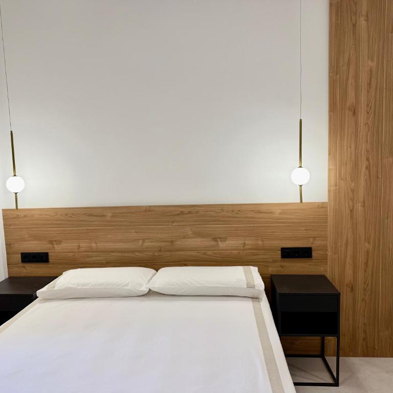 Santa Barbara ground floor luxury apartment - One-Bedroom Apartment - 16
