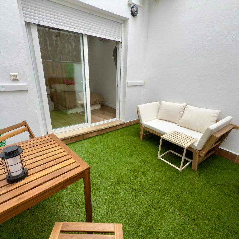 Estudio junto a Plaza Merced 2 - Apartamento de 1 dormitorio - 23