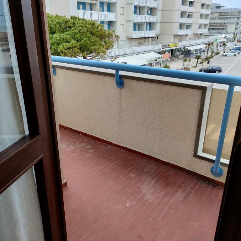 Modern flat for 4 guests sea view-Beahost - Appartamento - 11