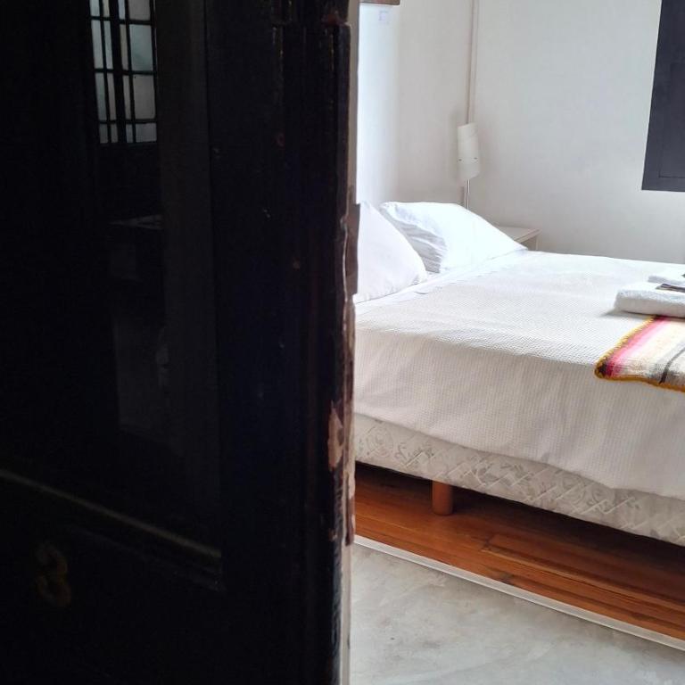 06 Soho Suites - Habitación Doble con baño - 1 o 2 camas - 16