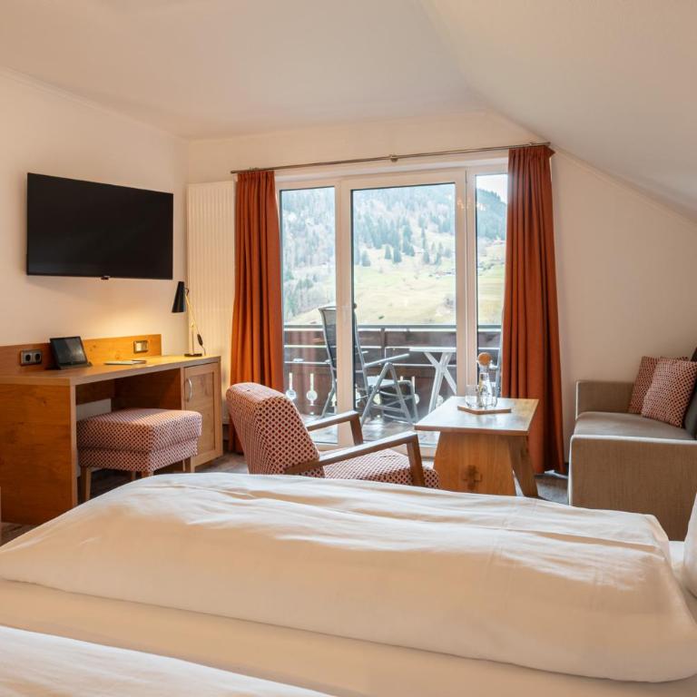 Wohlfühlhotel Berwanger Hof - Doppelzimmer Nebelhorn (Haupthaus) - 4