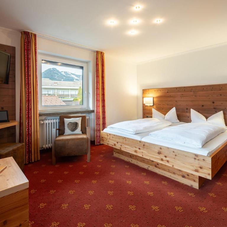 Wohlfühlhotel Berwanger Hof - Doppelzimmer Zwölferkopf (Nebengebäude Landhaus) - 1