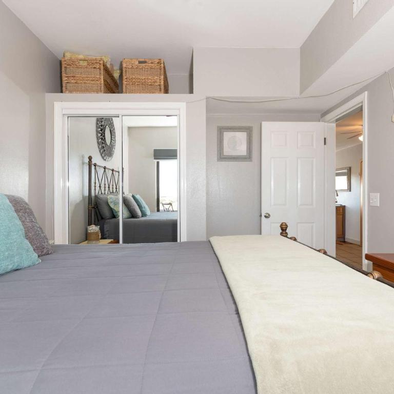 Sandy Beach Getaway in Casa Blanca Golf Villas - Apartment - 24