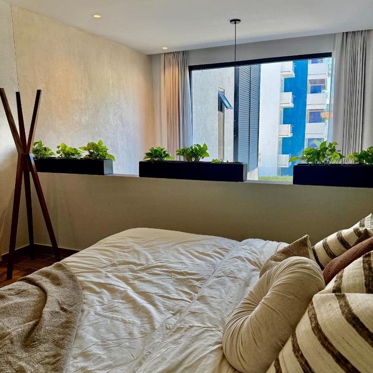 Valarte - One-Bedroom Apartment with Balcony - 27