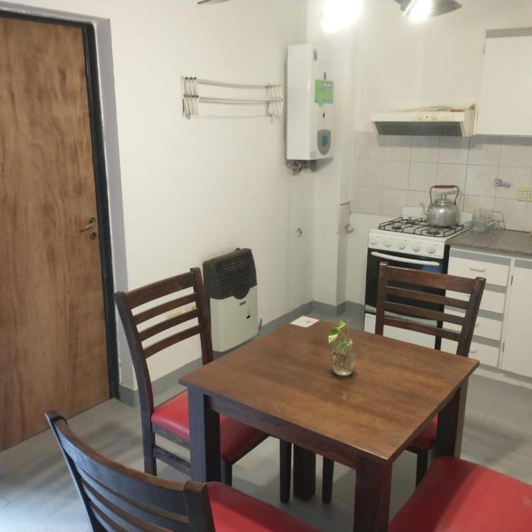 Moderno departamento en pleno centro de Río Cuarto - Apartamento de 2 dormitorios - 2