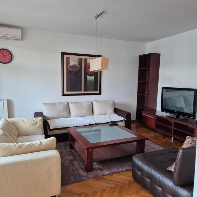 Arena Family - Two-Bedroom Apartment - 3