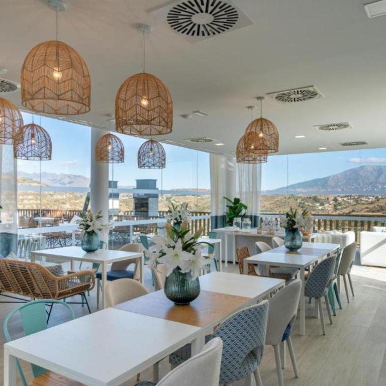Brand New Pool view apartment Groundfloor 6p 2BR - La cala de Mijas - Casa Banderas - w Terrace and garden - close to Golf courts - Apartamento Deluxe de 2 dormitorios con vistas al jardín - 5