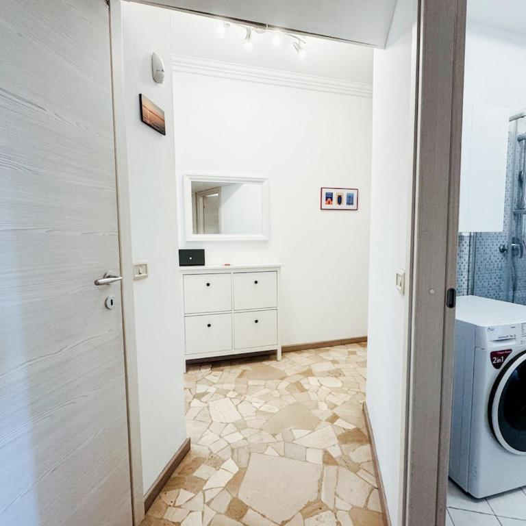 Salgari Suite - Vicino metro e Tram - Milano - Appartamento con 2 Camere da Letto - 9