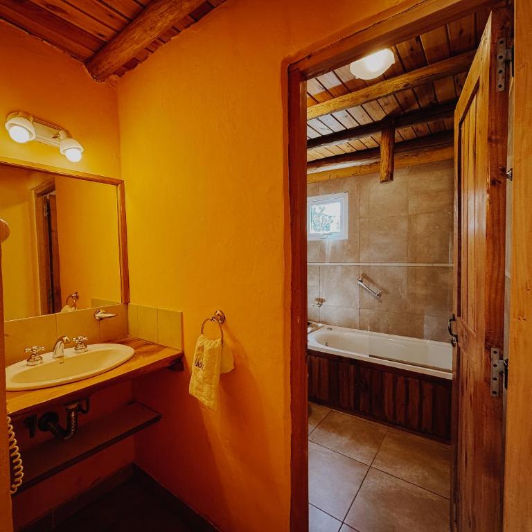 Cabañas Aike - Habitación Familiar - 4