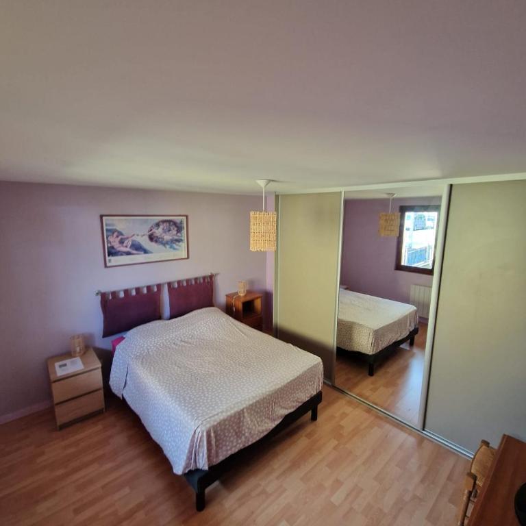 Chambre Privée avec Jardin - Camera King con Vista Giardino - 1